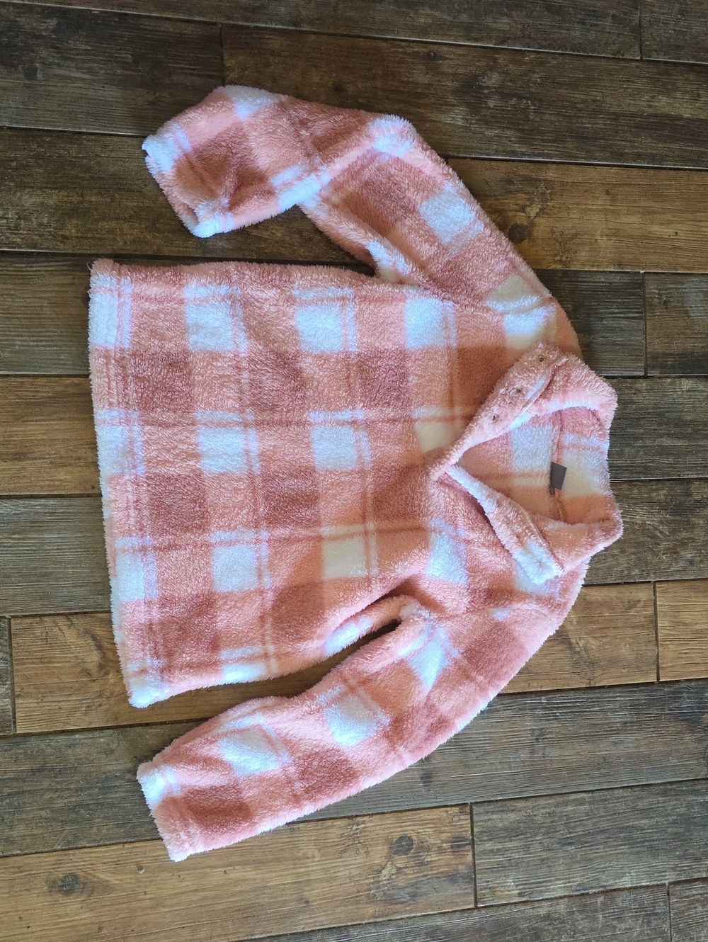 Daisy Fuentes Pink and White Plush Checkered Pullover Jacket